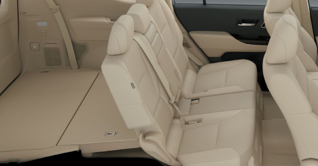 Toyota Prado 2022 interior seats