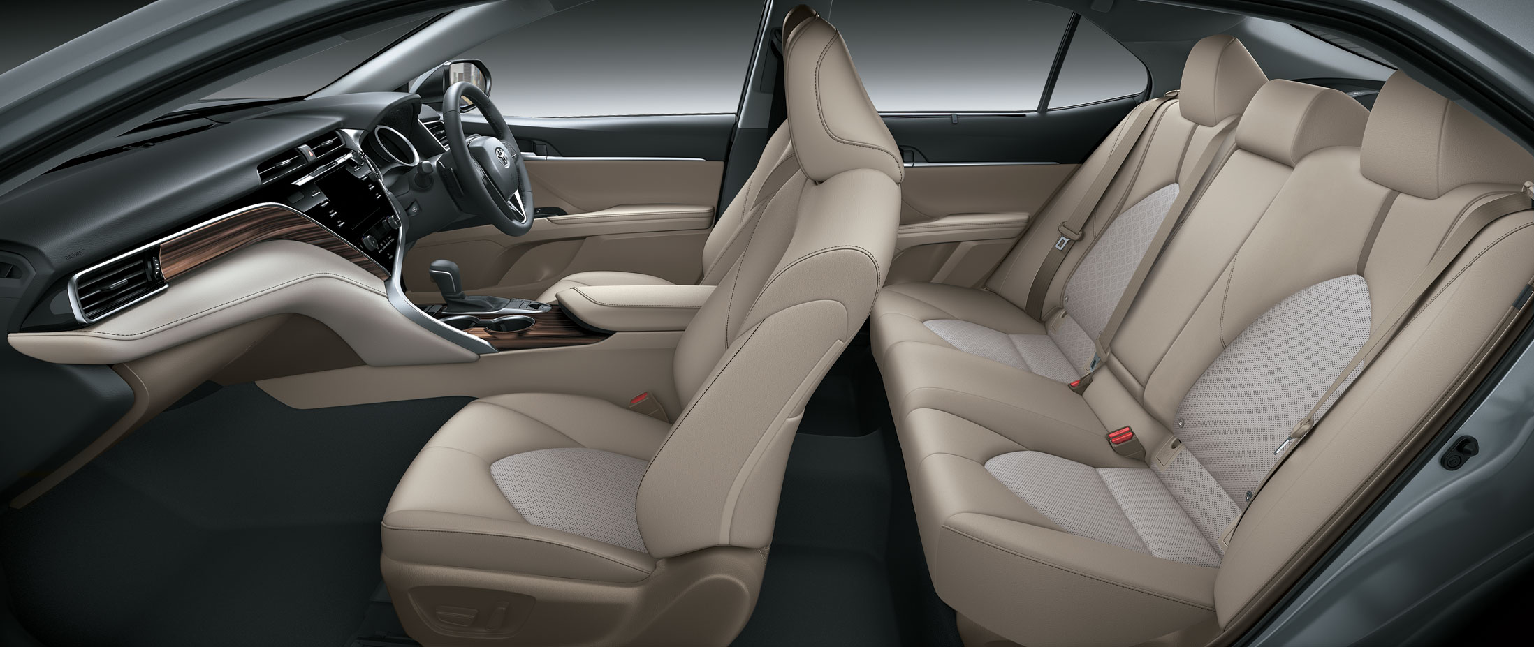 Toyota Camry 2022 interior